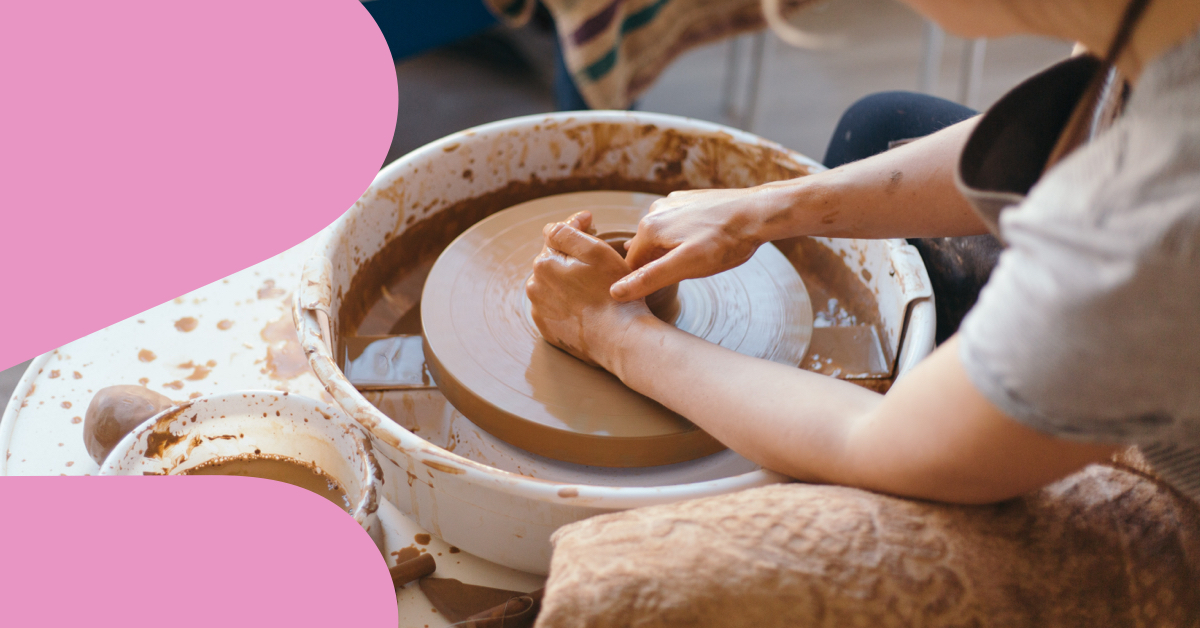 potter-using-wheel
